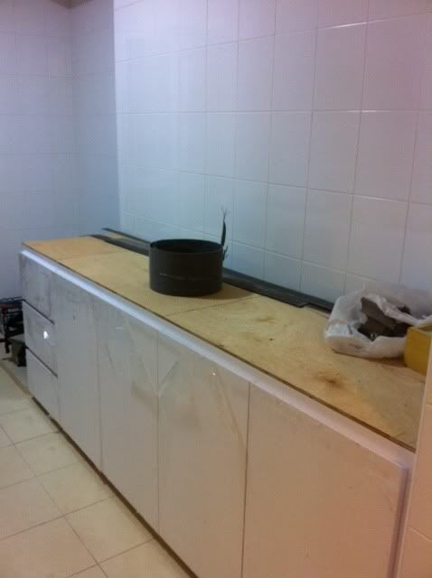 kitchencabinet2.jpg