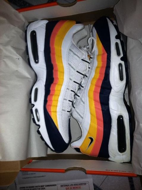 nike95_zpsfb2db99f.jpg