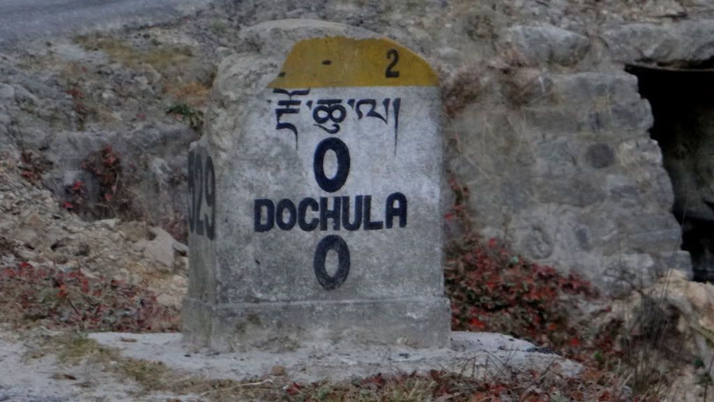 Dochu La 211112 Bhuta