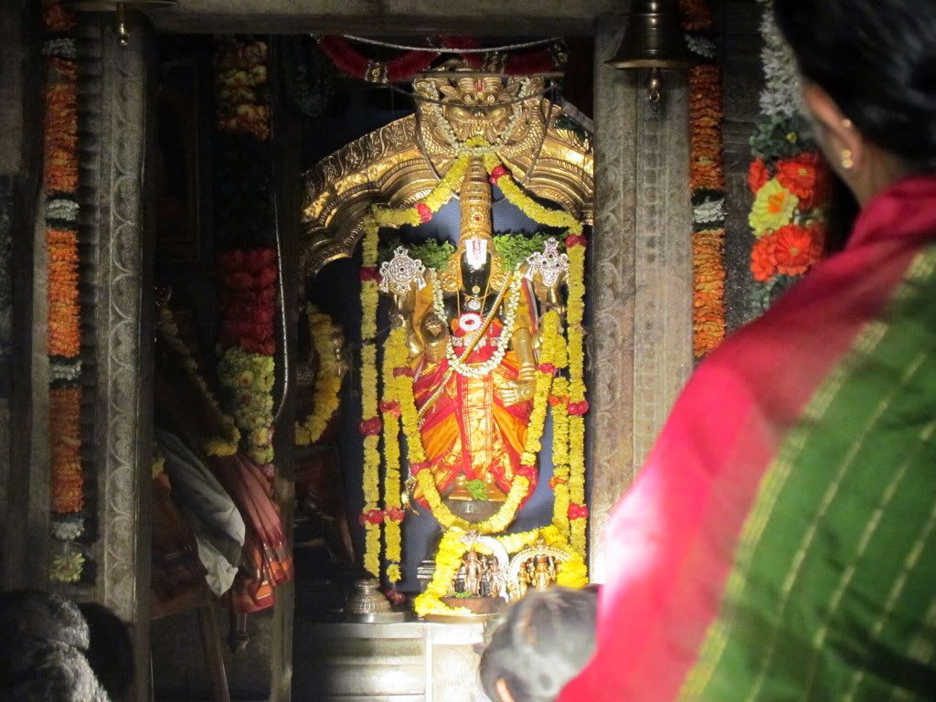 god and devotee chknath tmple 040312