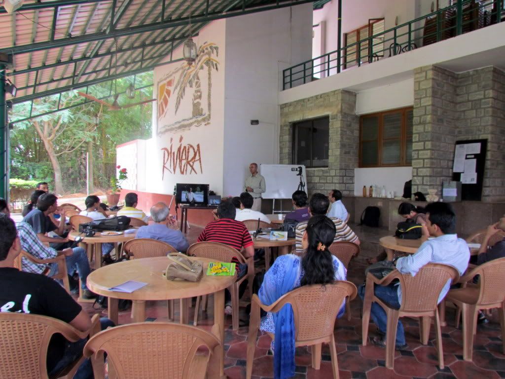 Arikere Trust photo wksp class orch 071012