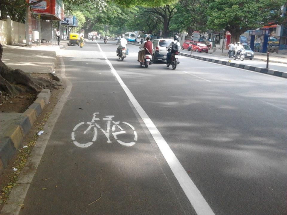 cycle lane in blr 150712
