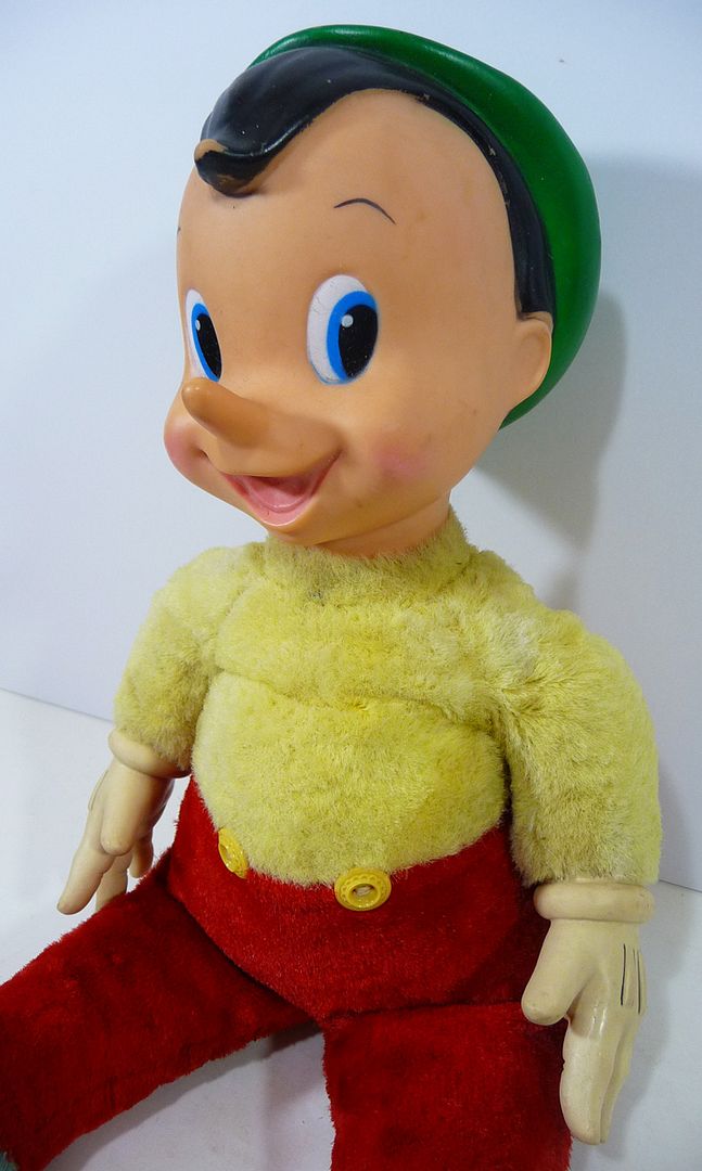 walt disney pinocchio doll