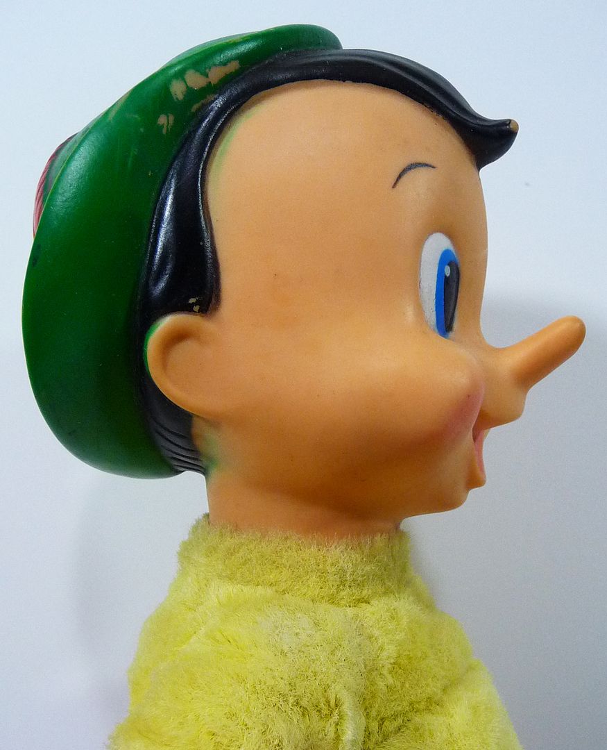 walt disney pinocchio doll