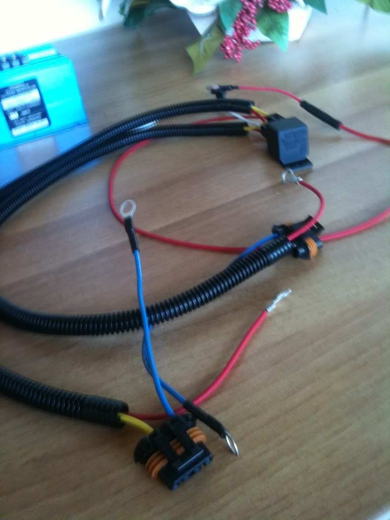 need help guys wiring up my new mechmans - MechMan Alternators and 12v